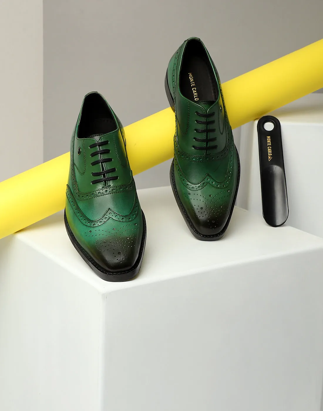 Men Green Lace Up Genuine Leather Formal Brogues